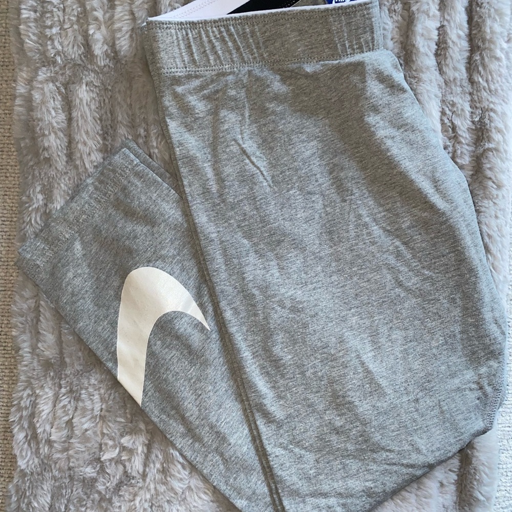 Nike leggings